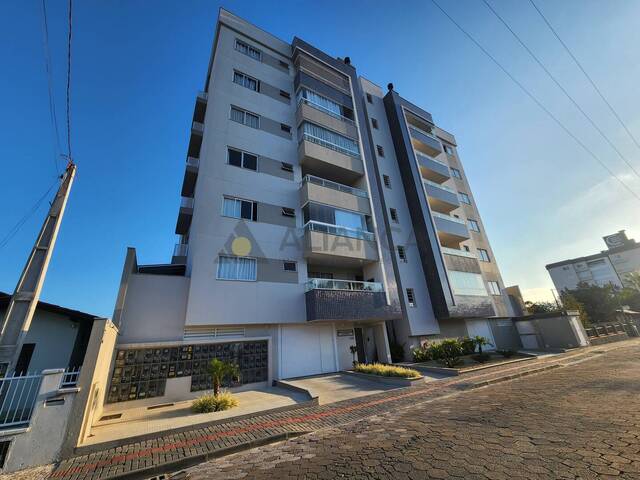 #1840 - Apartamento para Venda em Navegantes - SC - 1