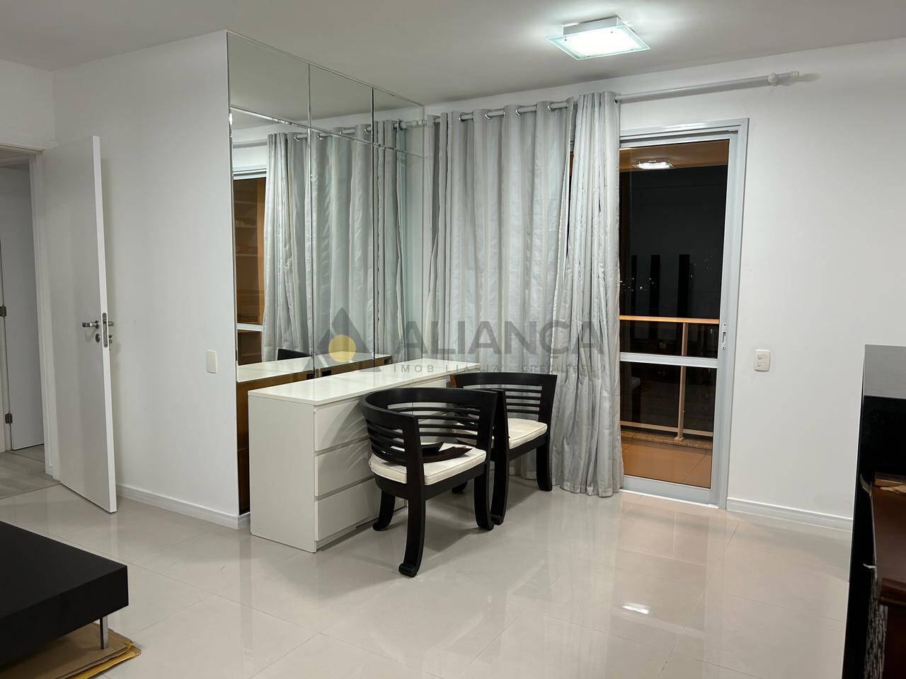 Apartamento para alugar com 3 quartos, 86m² - Foto 18