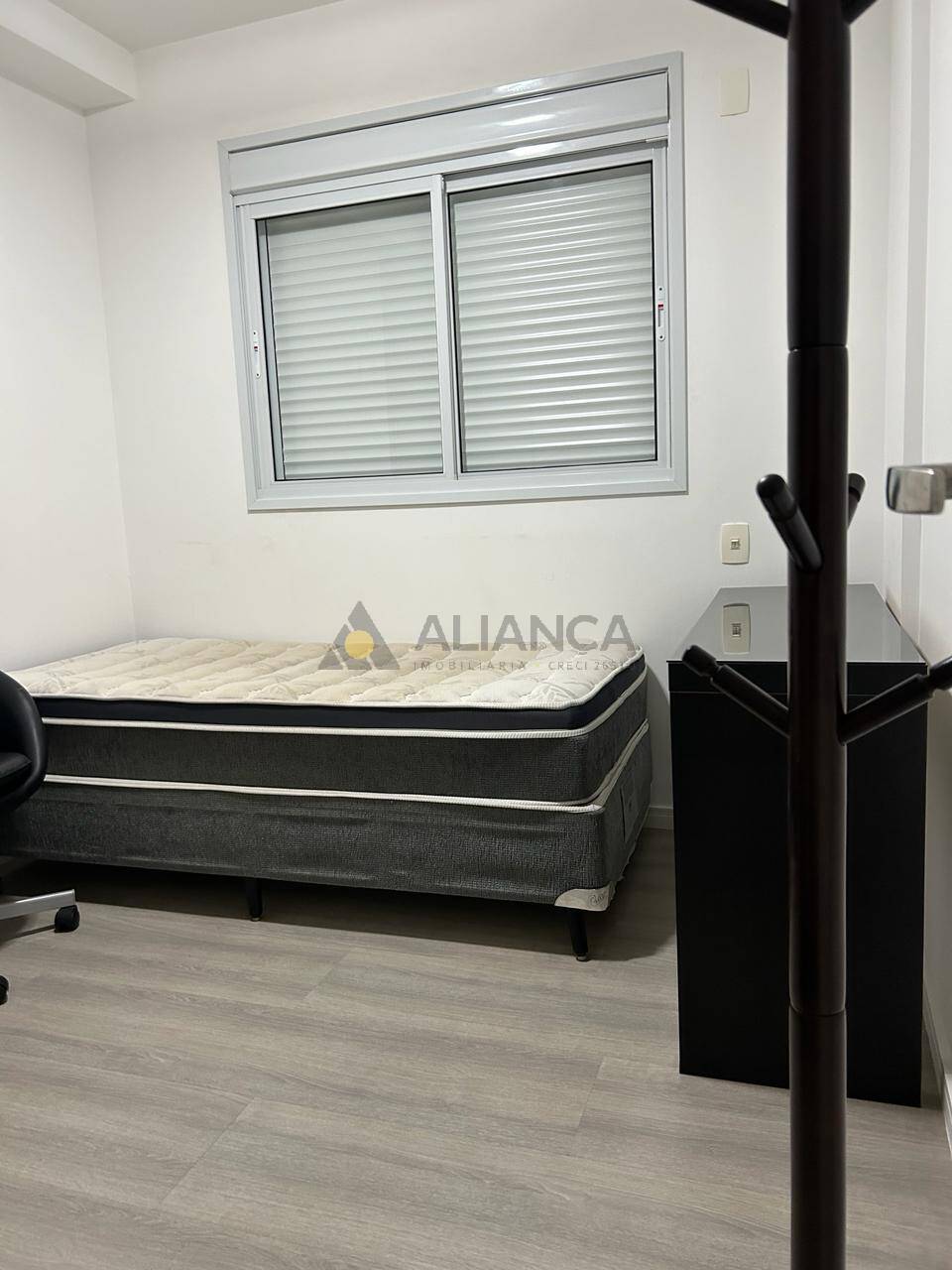 Apartamento para alugar com 3 quartos, 86m² - Foto 28