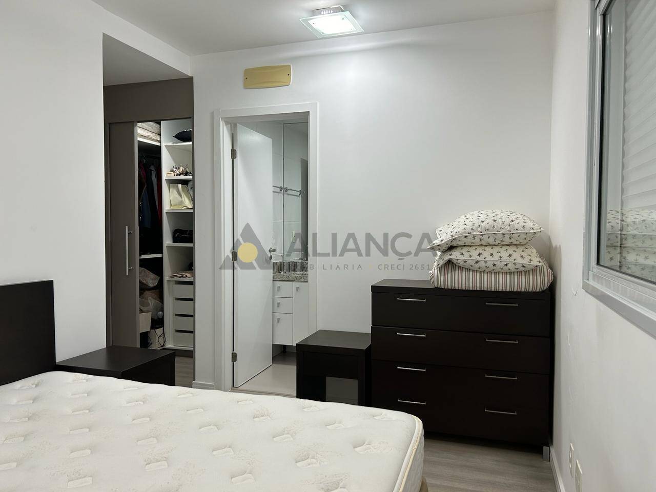 Apartamento para alugar com 3 quartos, 86m² - Foto 33