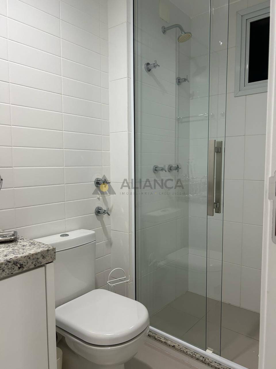 Apartamento para alugar com 3 quartos, 86m² - Foto 35