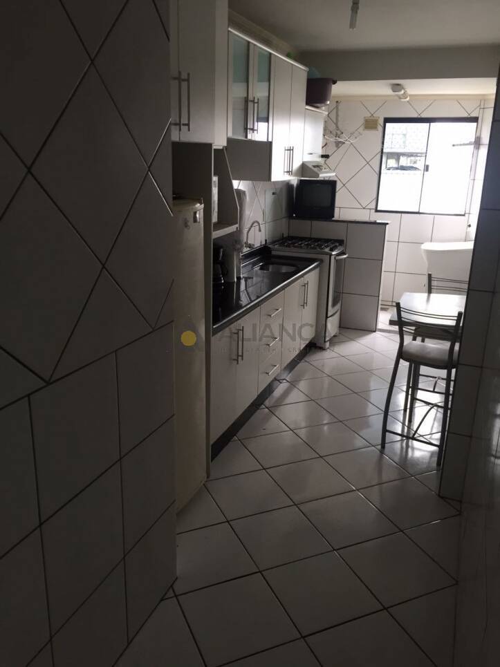 Apartamento à venda com 3 quartos - Foto 3