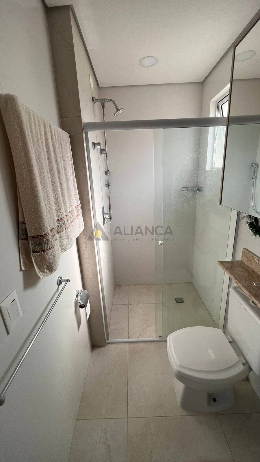 Apartamento à venda com 2 quartos, 80m² - Foto 9