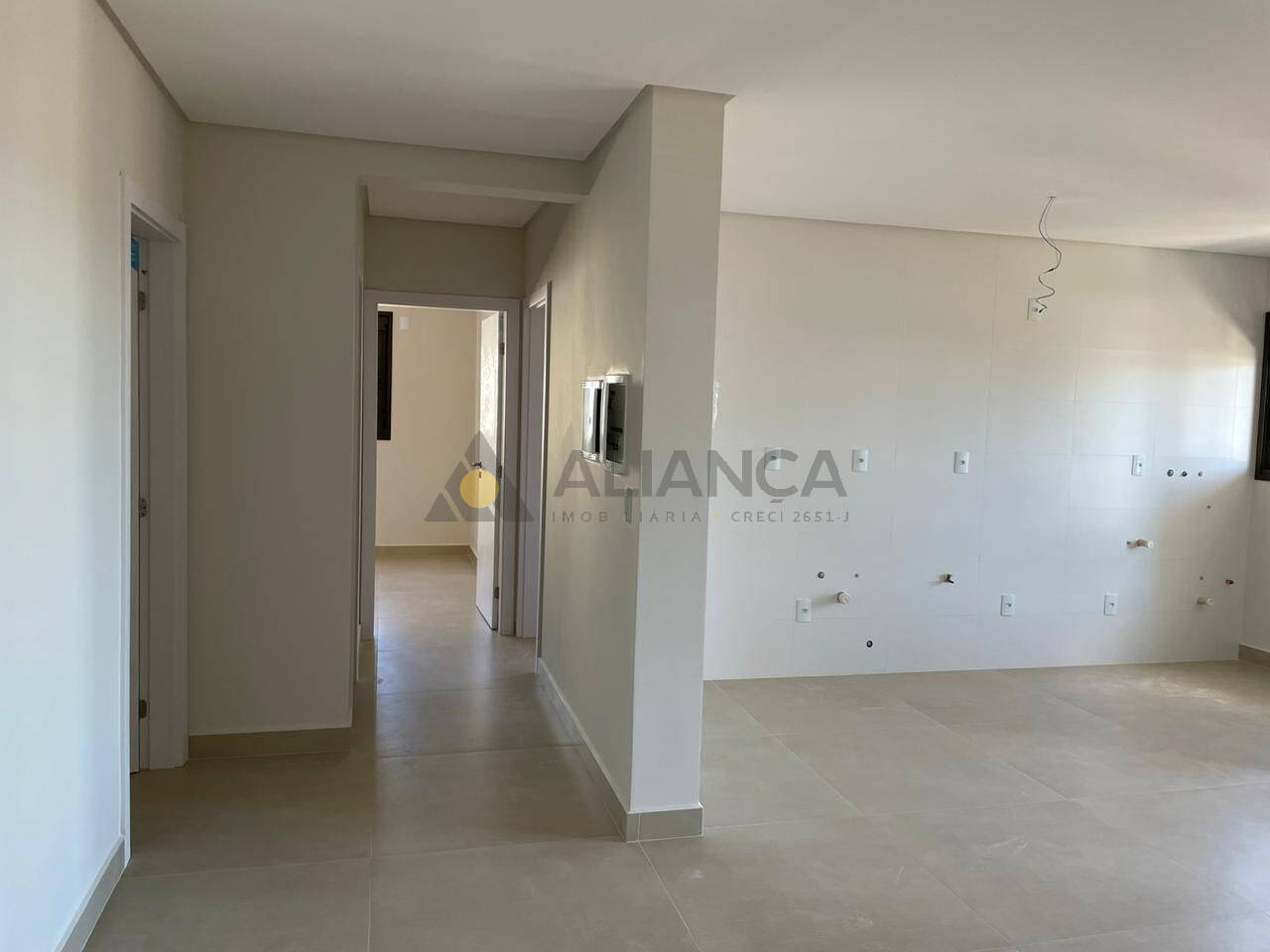 Apartamento à venda com 3 quartos, 96m² - Foto 9