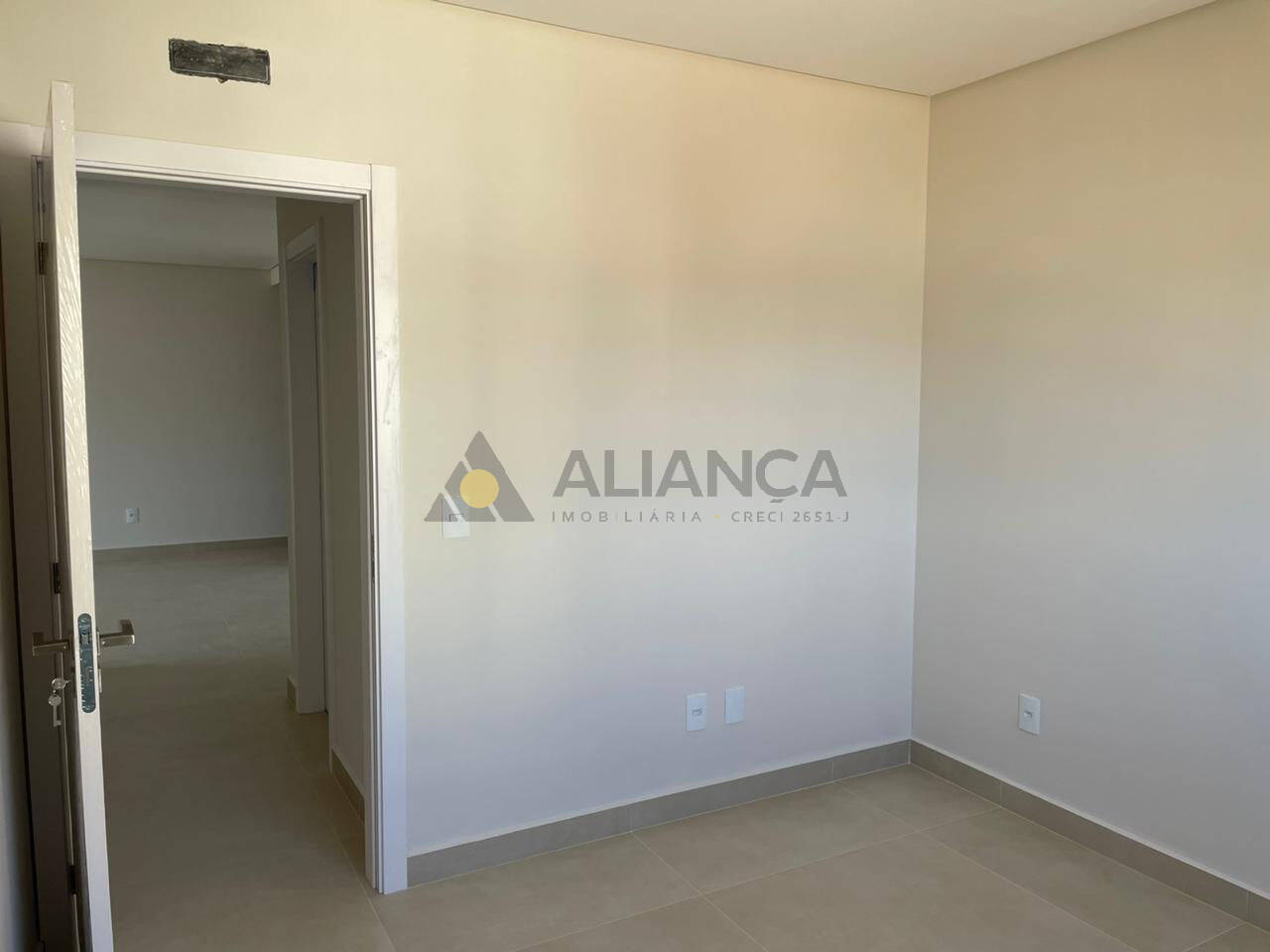 Apartamento à venda com 3 quartos, 96m² - Foto 14