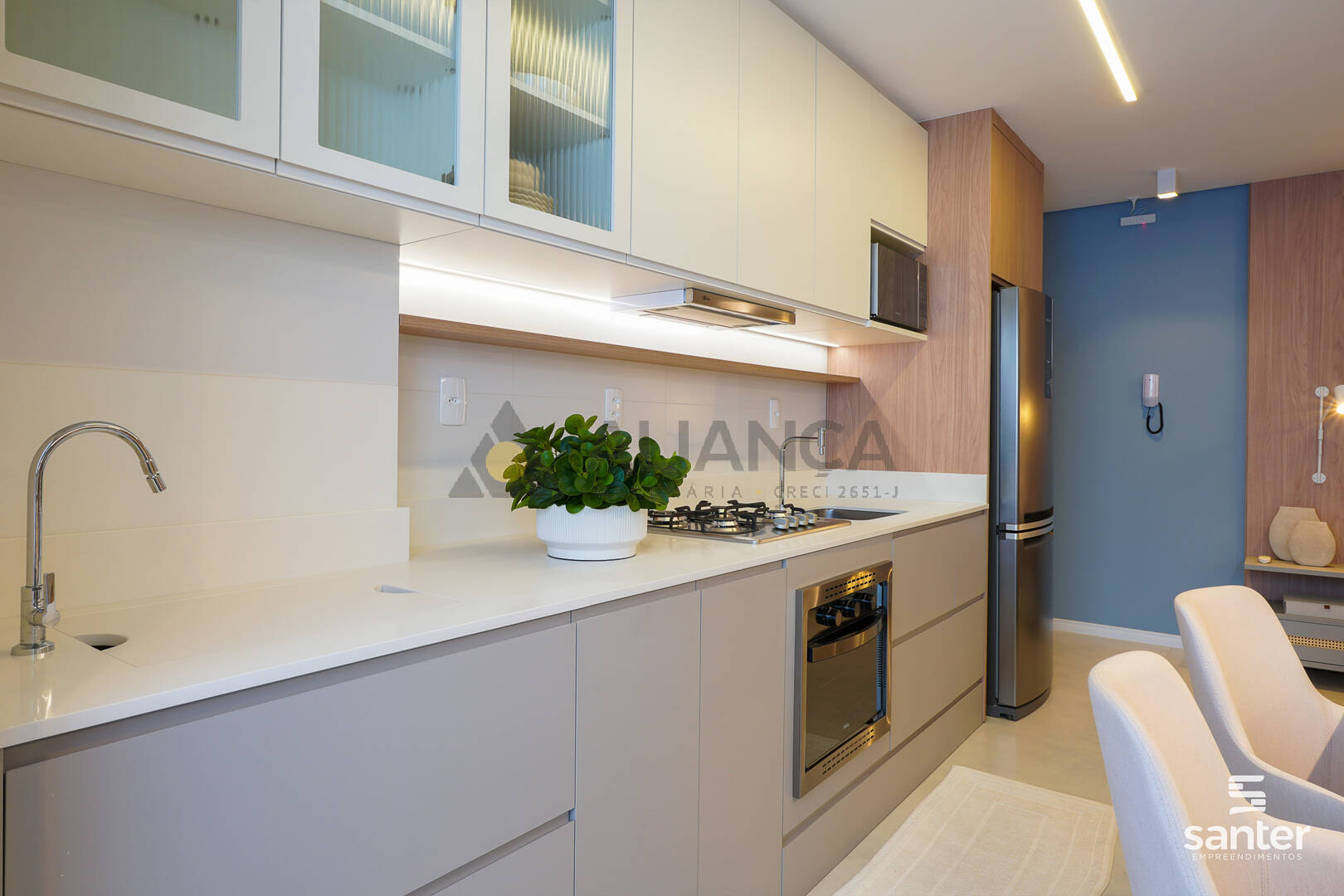 Apartamento à venda com 2 quartos, 55m² - Foto 3