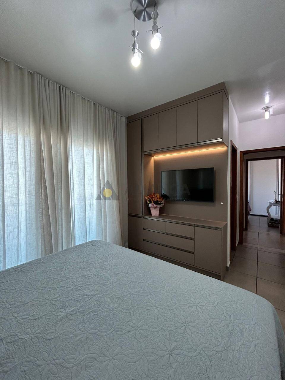 Apartamento à venda com 2 quartos, 98m² - Foto 7