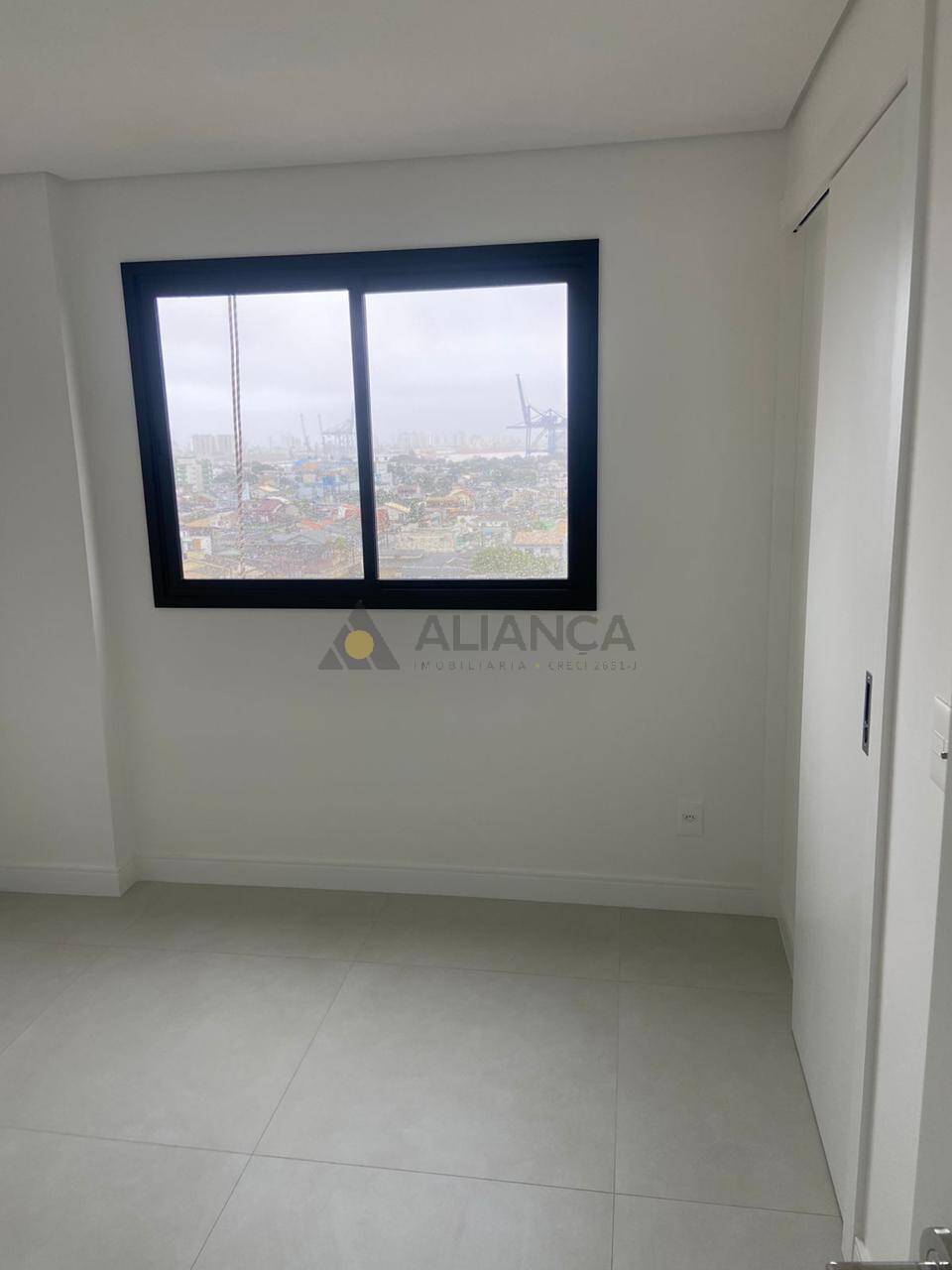 Apartamento à venda com 3 quartos, 110m² - Foto 11