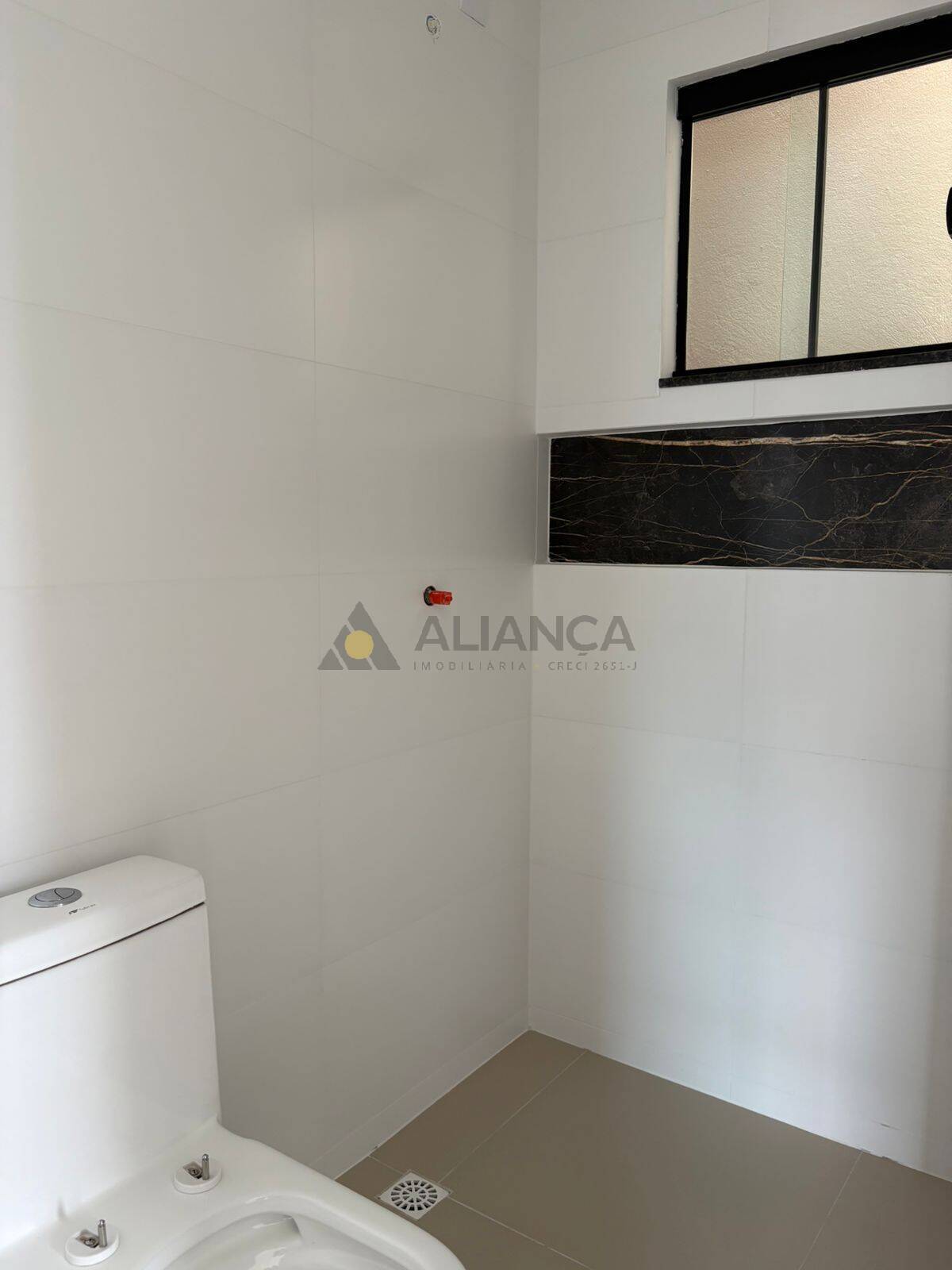 Apartamento à venda com 2 quartos, 70m² - Foto 6