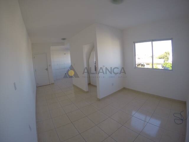 Apartamento à venda com 2 quartos, 63m² - Foto 3