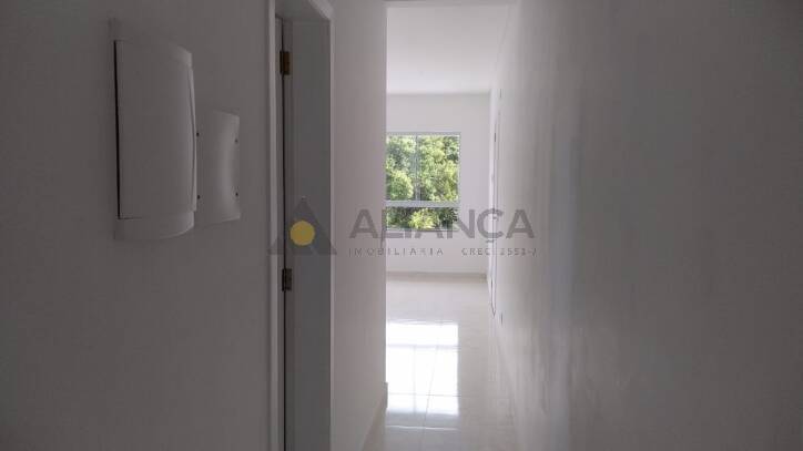 Apartamento à venda com 2 quartos, 60m² - Foto 8