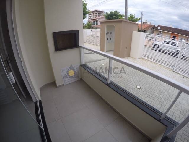 Apartamento à venda com 2 quartos, 61m² - Foto 13